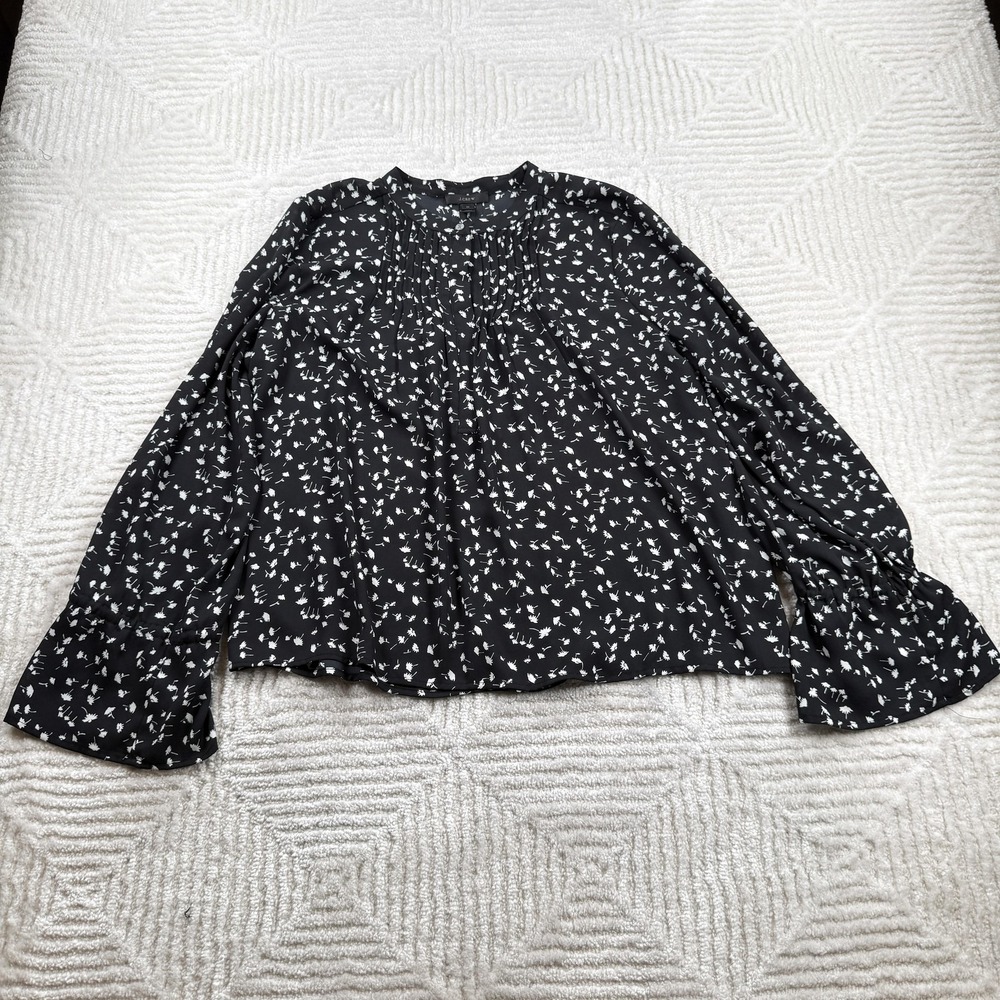 J Crew Blouse Womens M Black Floral Bell Sleeve Pleated Boho Cottagecore Romatic